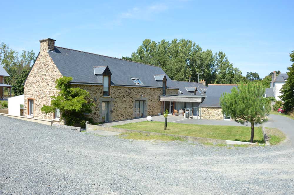 Façade Auberge 2